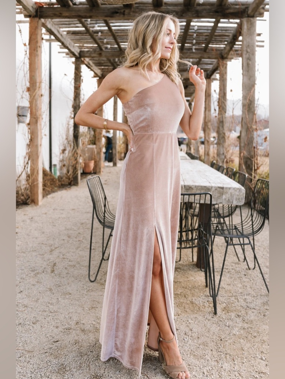 Baltic Born Tatiana Velvet One-Shoulder Maxi Dress, Champagne, L, EUC